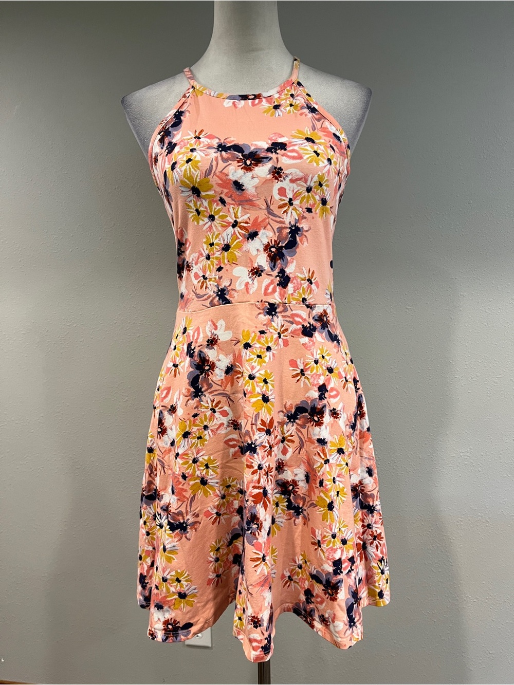Mossimo Floral Halter mini Swing Dress in Peach size small